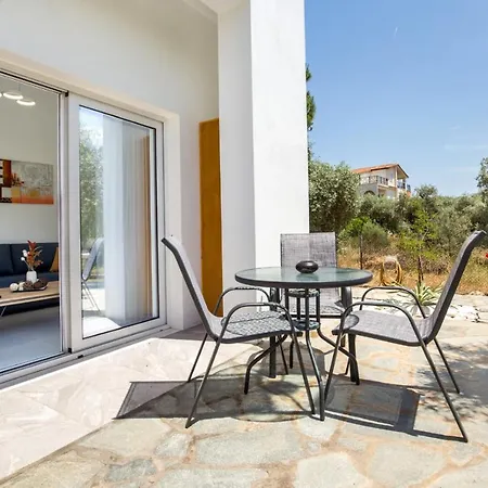 Avgoustidis Διαμέρισμα Λιμενάρια