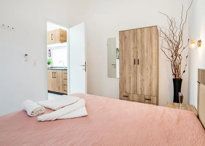 Avgoustidis Διαμέρισμα *