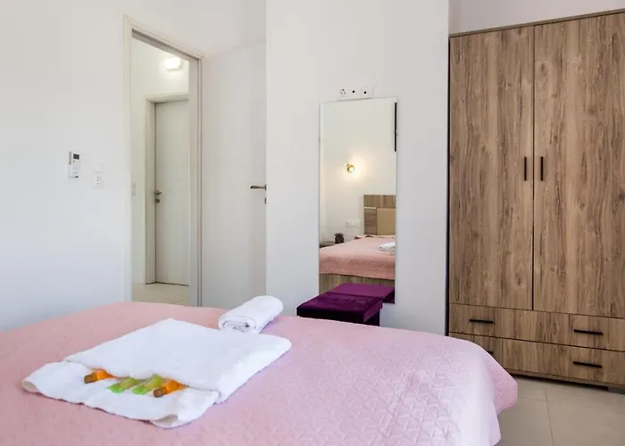 Avgoustidis Λιμενάρια